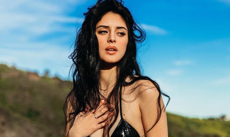 Camilla Araujo OnlyFans’ model figure stats: How old is she?